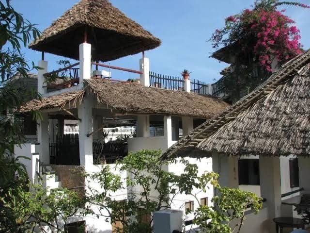 Jannat House, photo 2 of 7