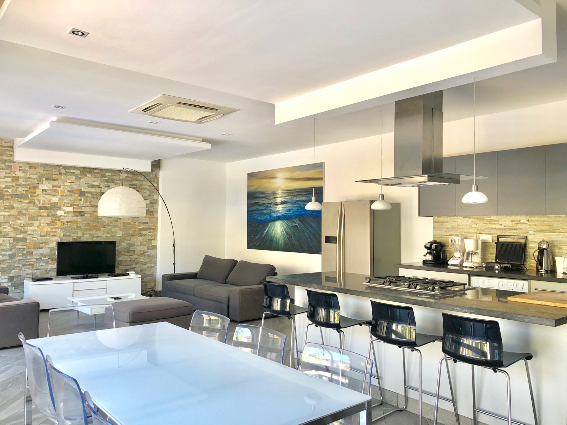 Amber Villas Diani, photo 3 of 3