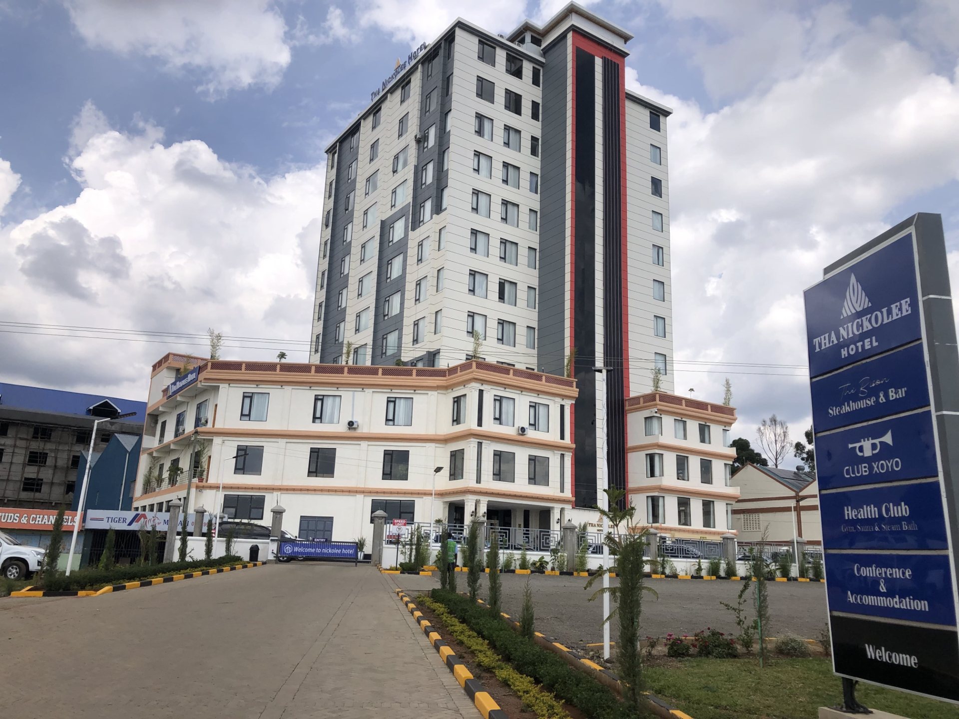 Tha Nickolee Hotel, photo 4 of 6