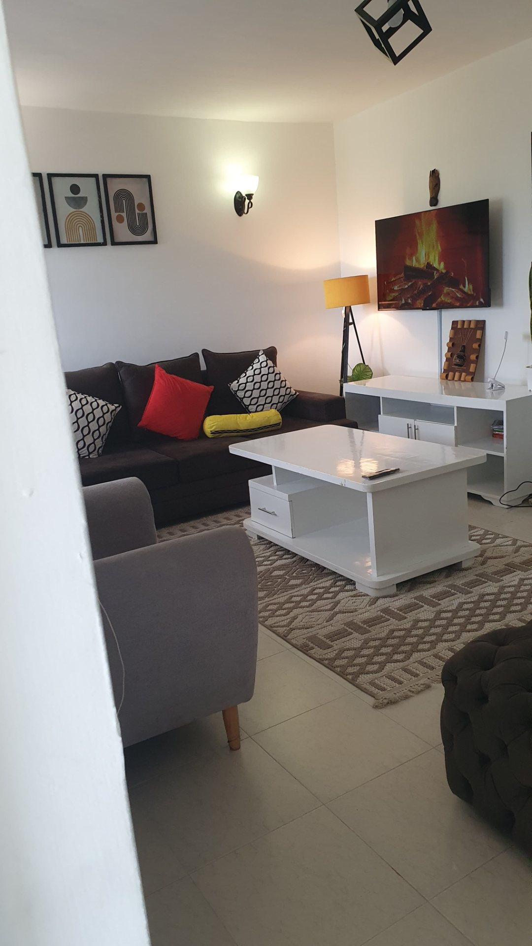 Airbnb in Homabay, Bayloft Apartment, photo 2 of 5