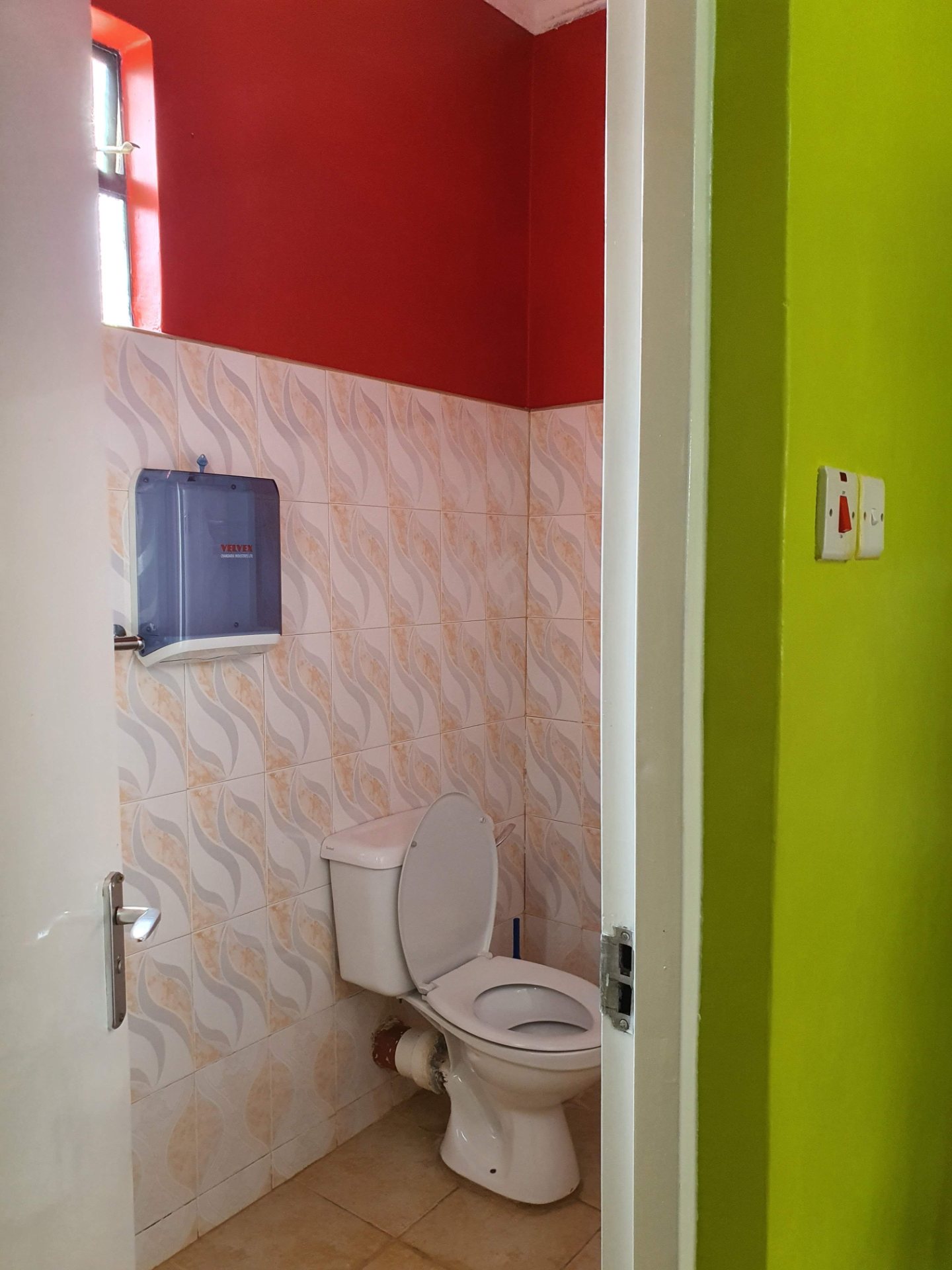 Nyakoe Hotel, photo 2 of 3