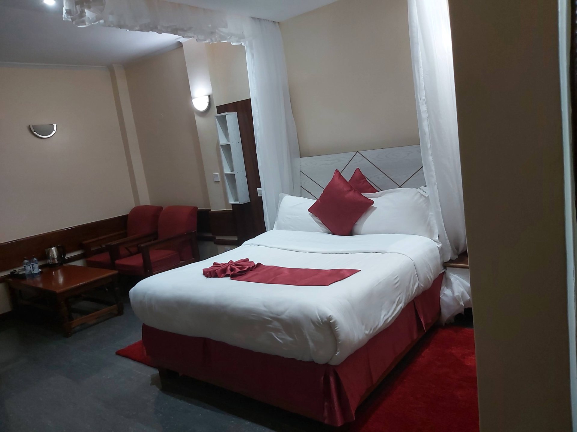 Meru Slopes Hotel, photo 1 of 4