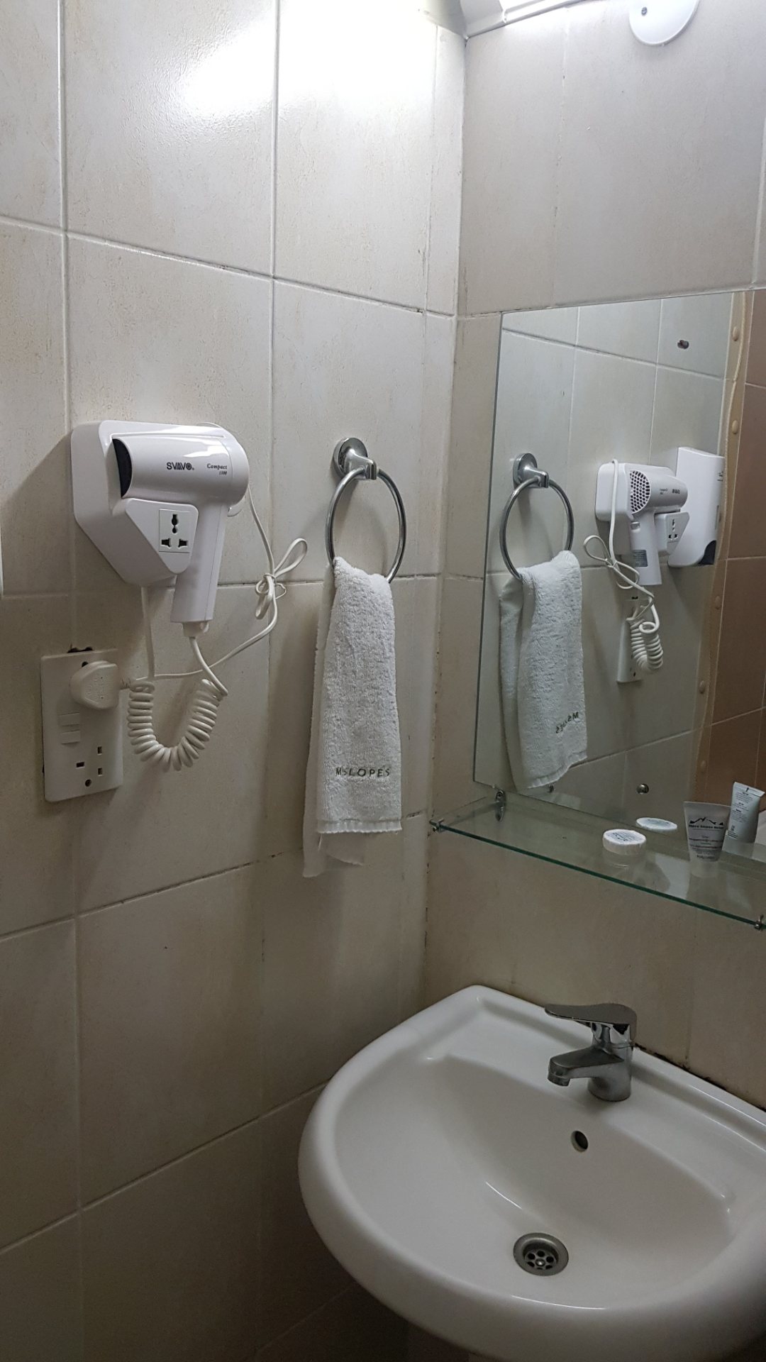 Meru Slopes Hotel, photo 2 of 4