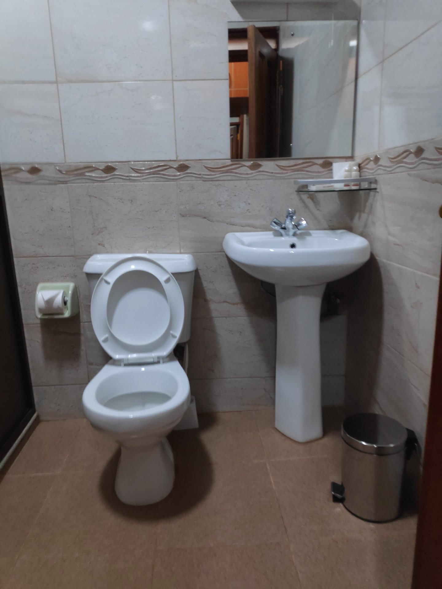 Lowlands Hotel & Spa, photo 3 of 3