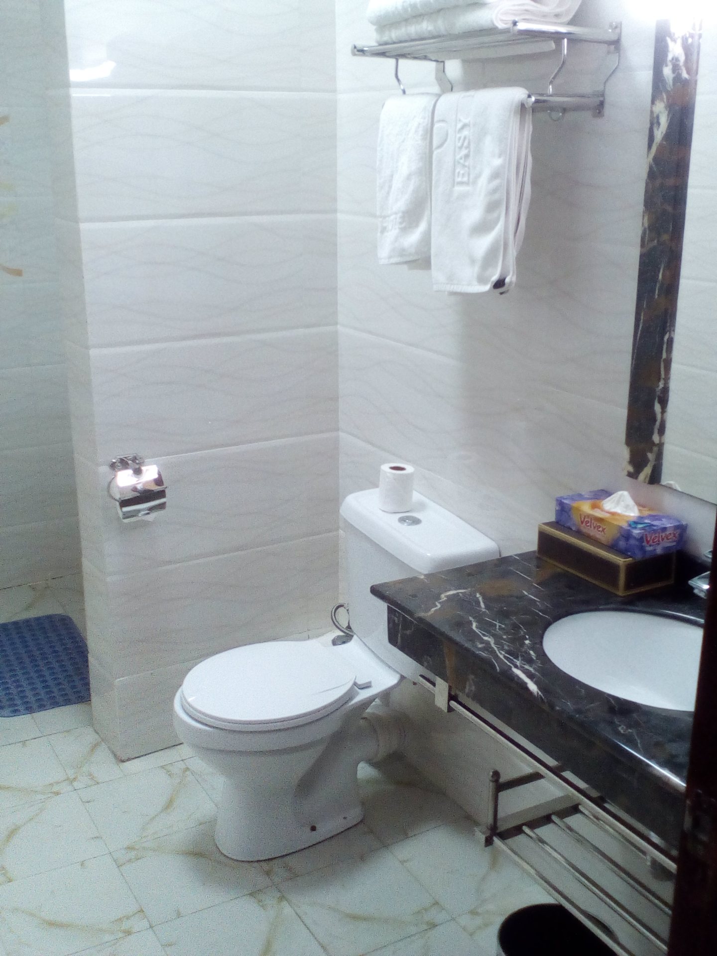 Easy Hotel Kenya, photo 3 of 4