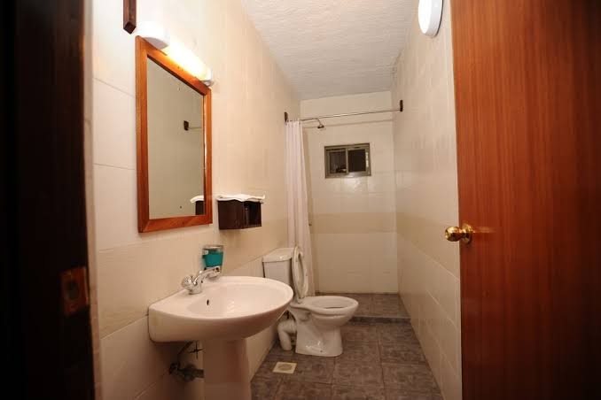 Kenya Comfort Suites, photo 4 of 5