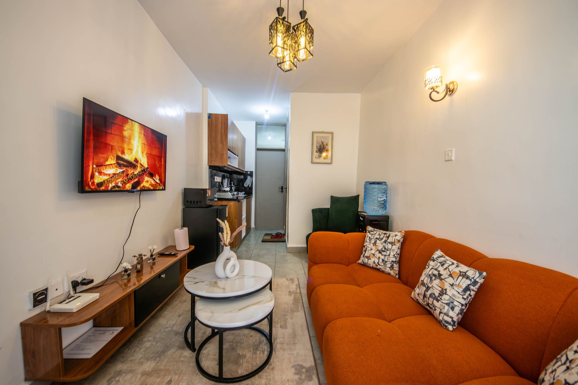 Stay Bloom|Modern&Cosy 1B Near TRM|Free secure parking view 2