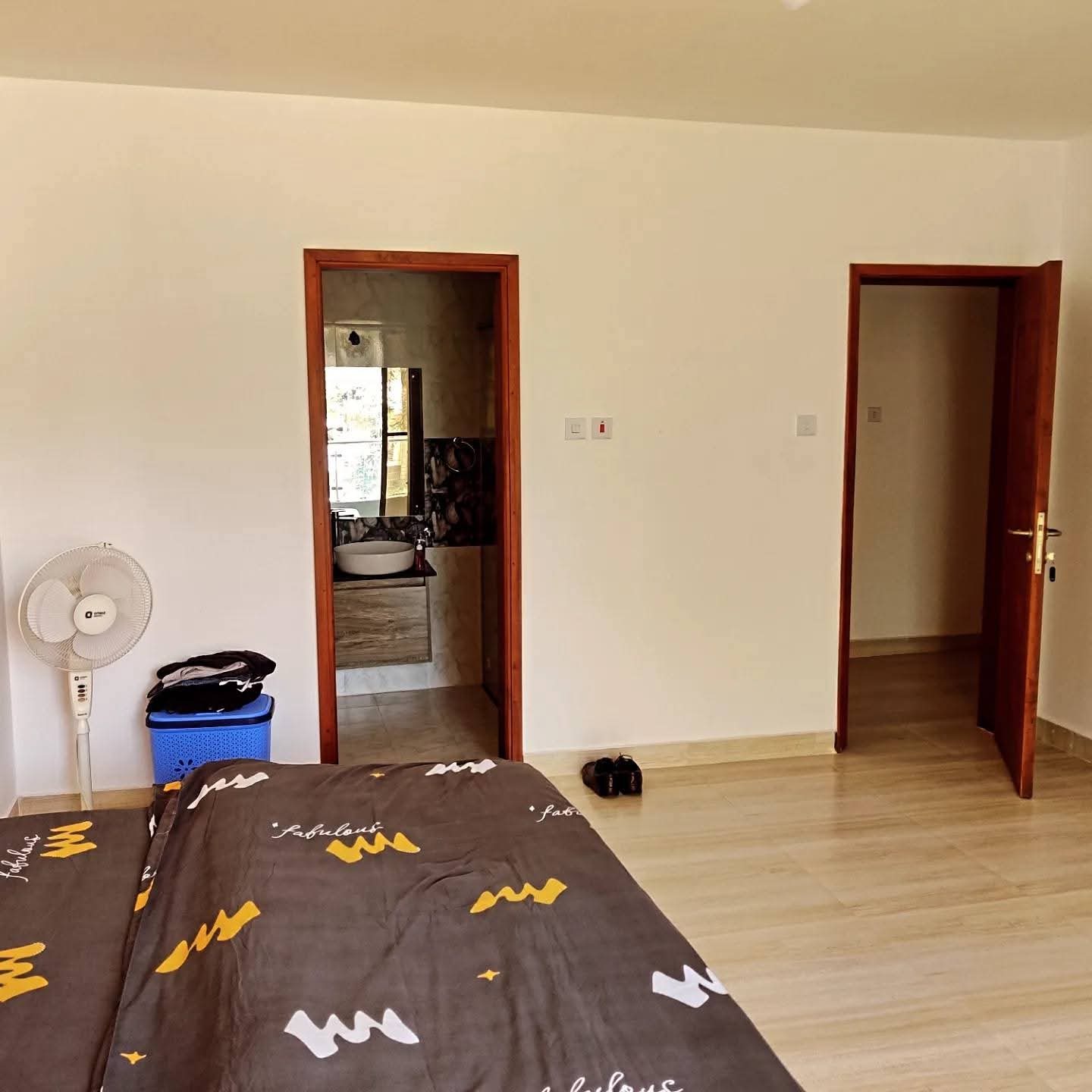 Paying Guest Parklands, photo 3 of 12