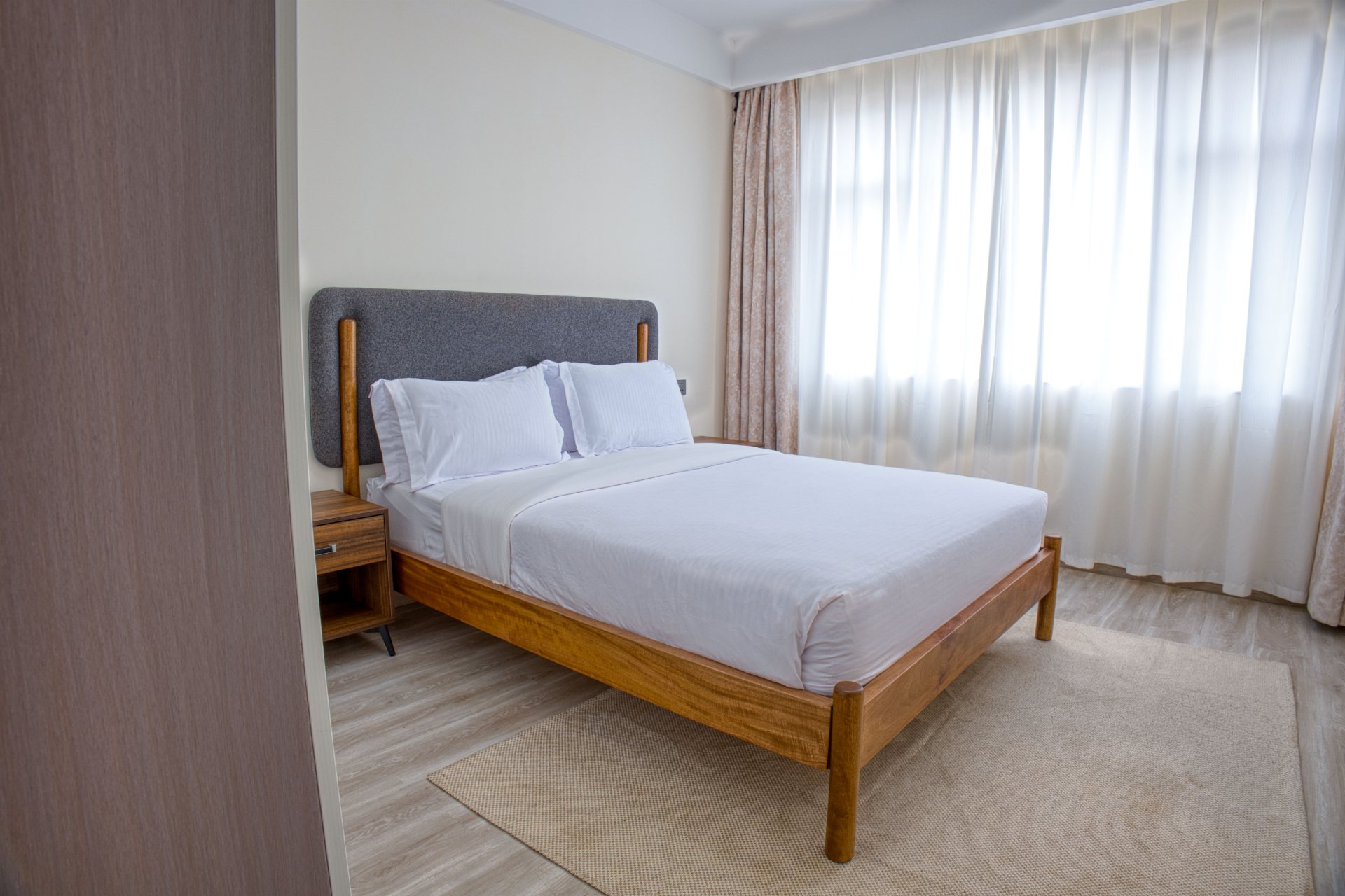 Ultra-Private 2BR Family Haven w/garden,gym & Pool |Kilimani, photo 3 of 10