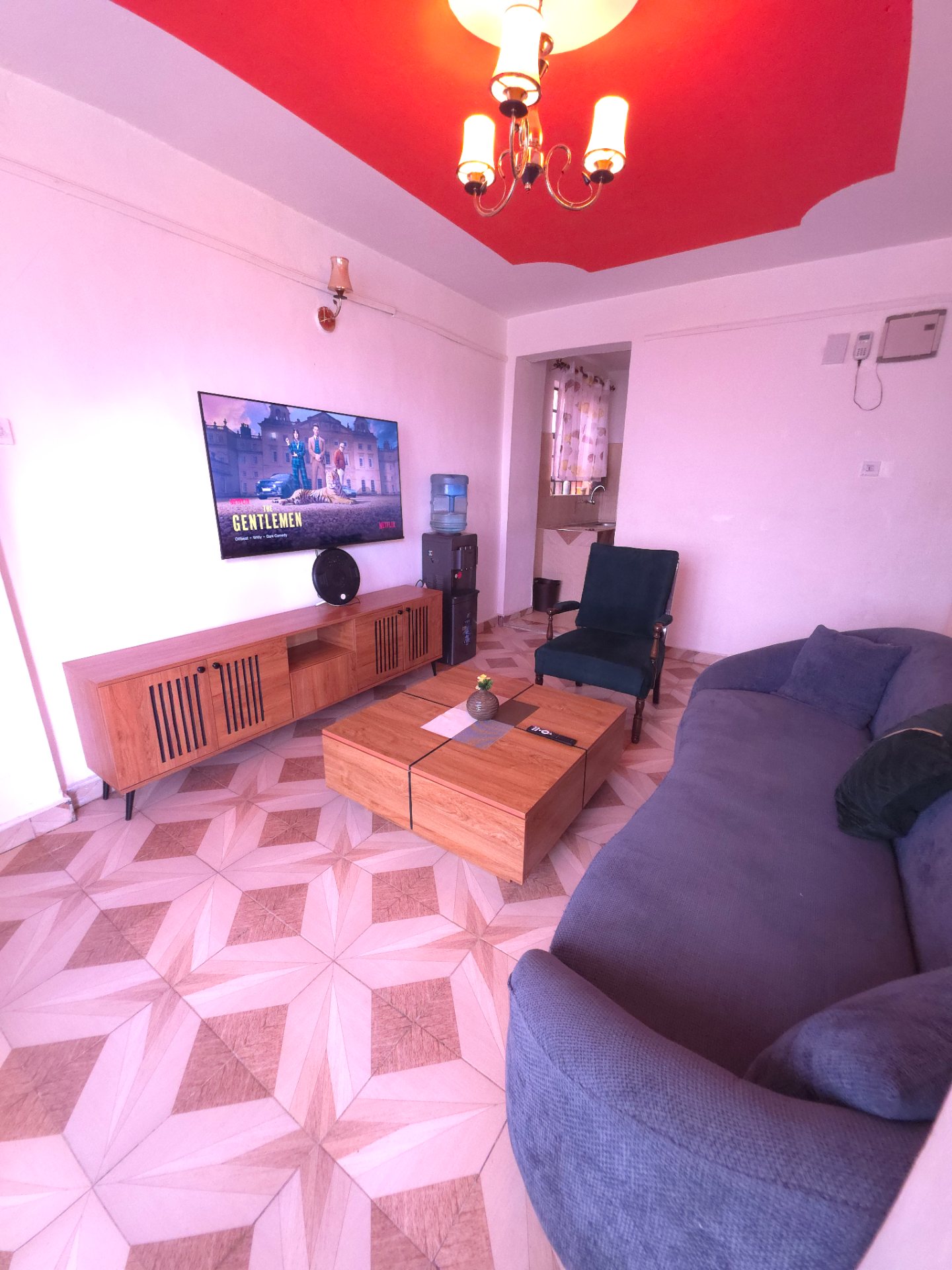 Comfy & Quiet Getaway, photo 3 of 10