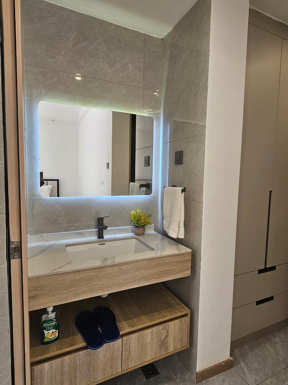Riverside|3BR | Heated Pool & Lush Views R.SB606, photo 1 of 10