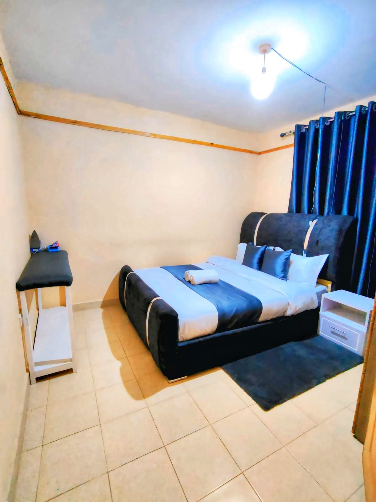 1 bedroom Airbnb at section 58 behind Kunste hotel., photo 1 of 12